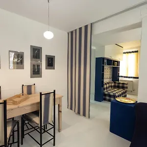  Apartment Blueyellow In Cannaregio Air Conditioning Wifi Italy