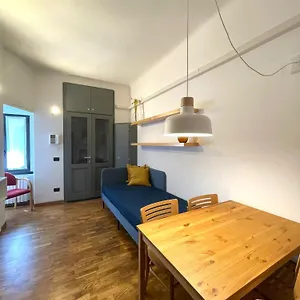 Aparthotel Easy - And Navigli, Milán